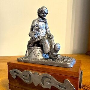Vintage Michael Ricker “Nate” Pewter Sculpture Music Box 1985